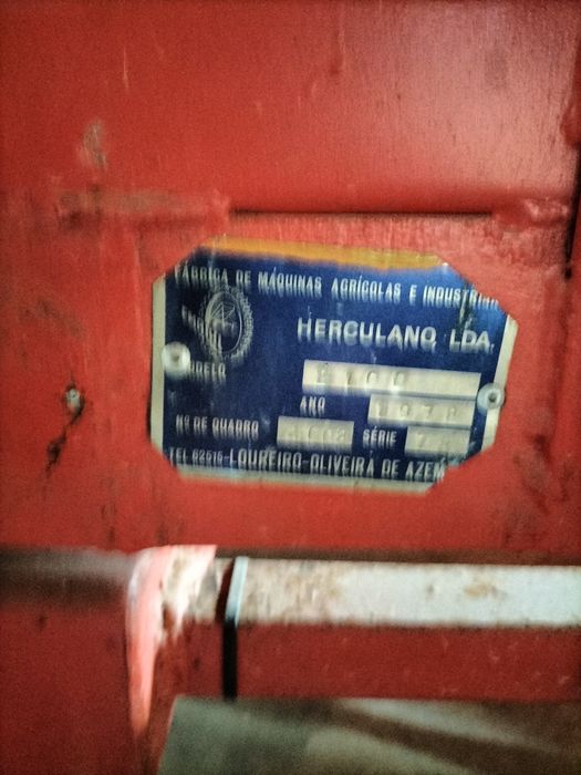 Reboque Herculano com matrícula