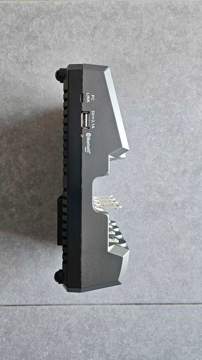 Carregador de pilhas inteligente SkyRC MC3000