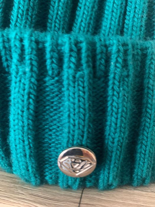 Czapka damska w kolorze turkusowym