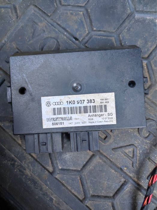 Блок керування фаркопом Volkswagen passat B6, Golf5, Caddy3 1K0907383