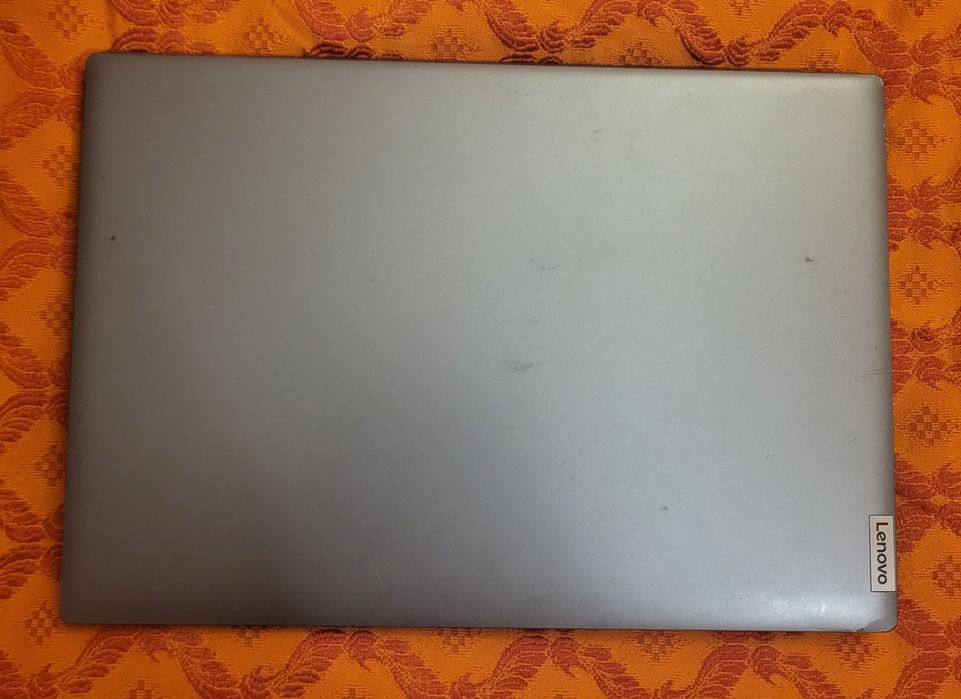 Продам Lenovo V17-IIL Core i5 10gen