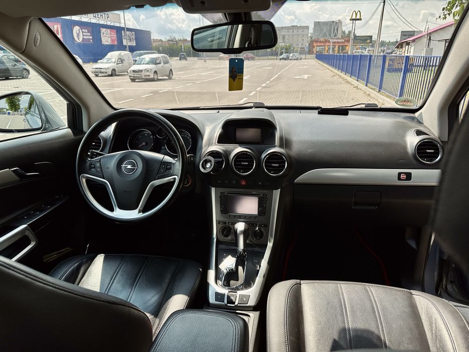 Авто вкладень не потребує електрика вся працює