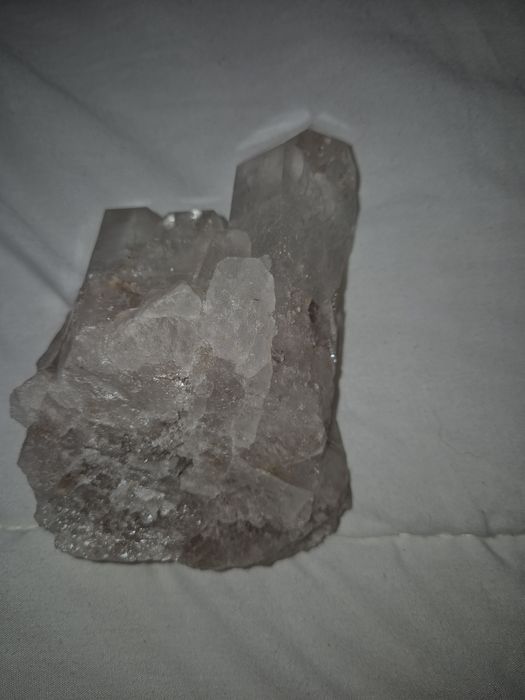 Cluster de Quartzo Cristal Natural 500g – Peça de Coleção / Decoração