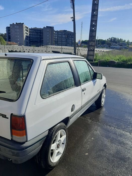 Opel Corsa A Swing 1.2 | Teto de Abrir | Jantes Especiais | Clássico Estimado