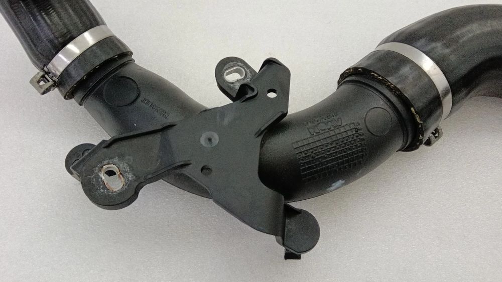 Tubo do intercooler RENAULT Clio II Société (SB0/1/2_)