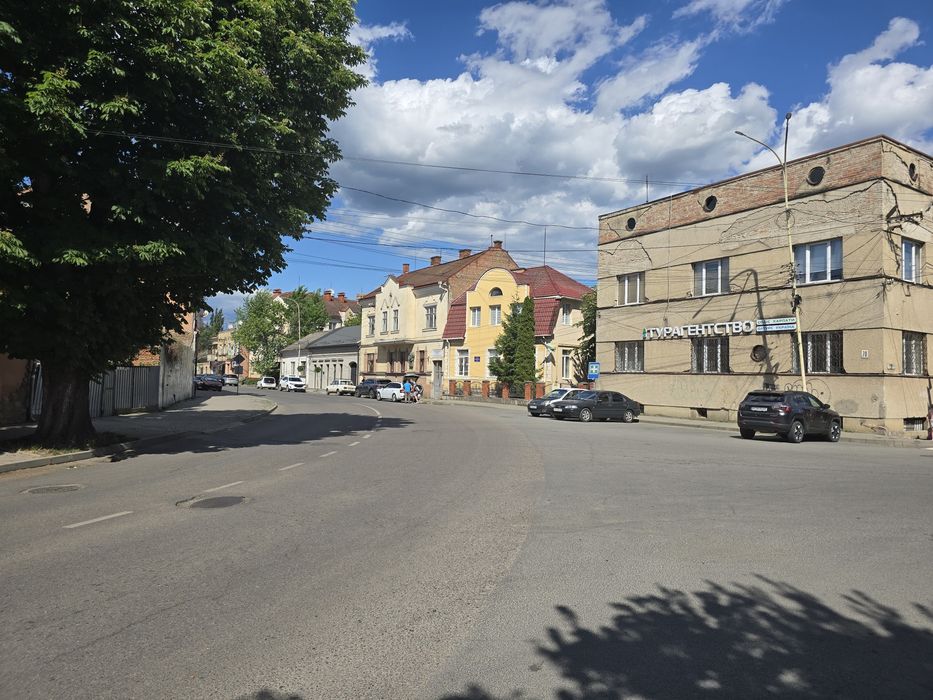 ТОП-локація! Центр Ужгорода – ділянка під комерційну забудову