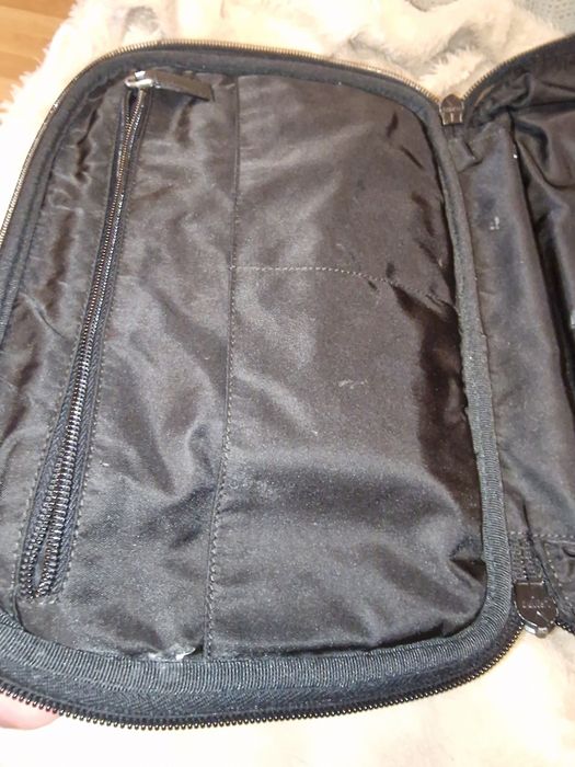 Necessaire Prada
