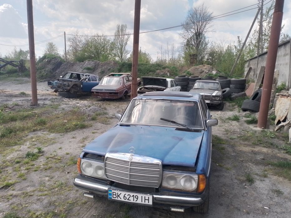 Мерседес 123 розборка