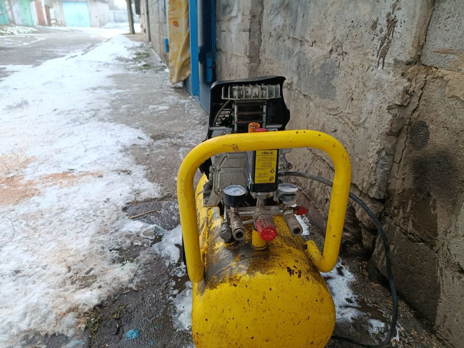 Воздушный компресор