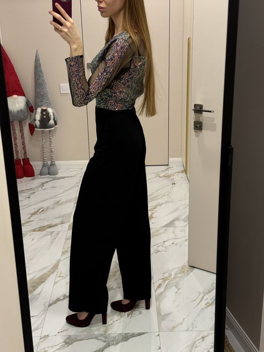 Комбінезон розшитий паєтками