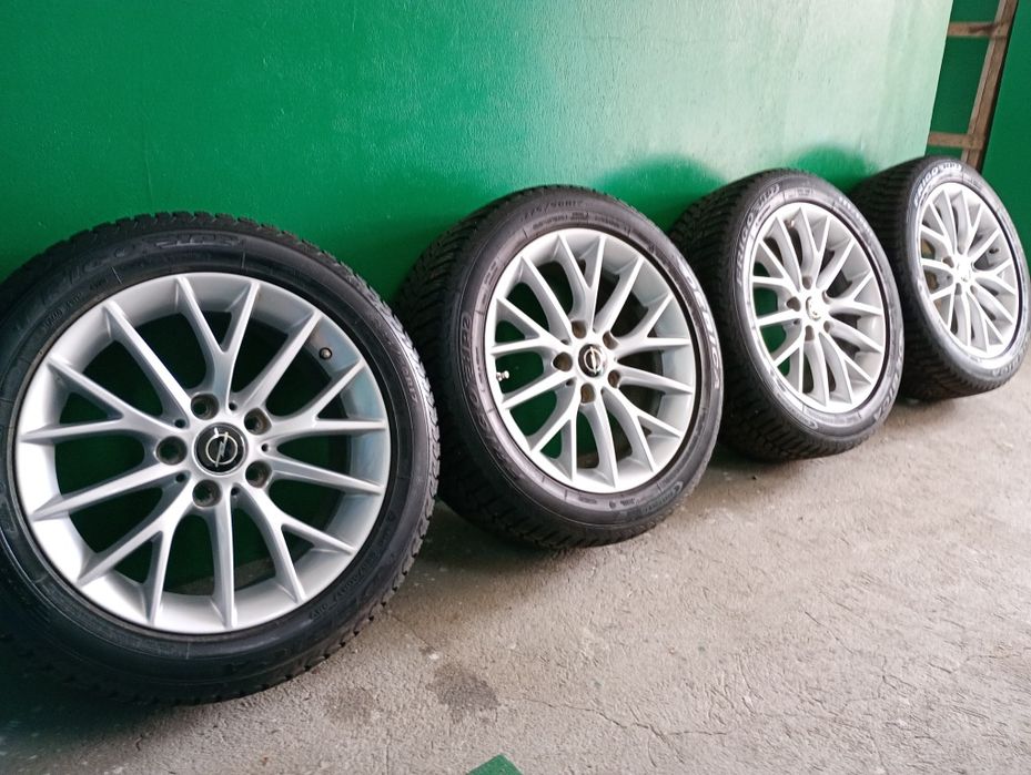 Koła OPEL/BMW 17 5x120 7Jx17 et 40 DĘBICA FRIGO HP2