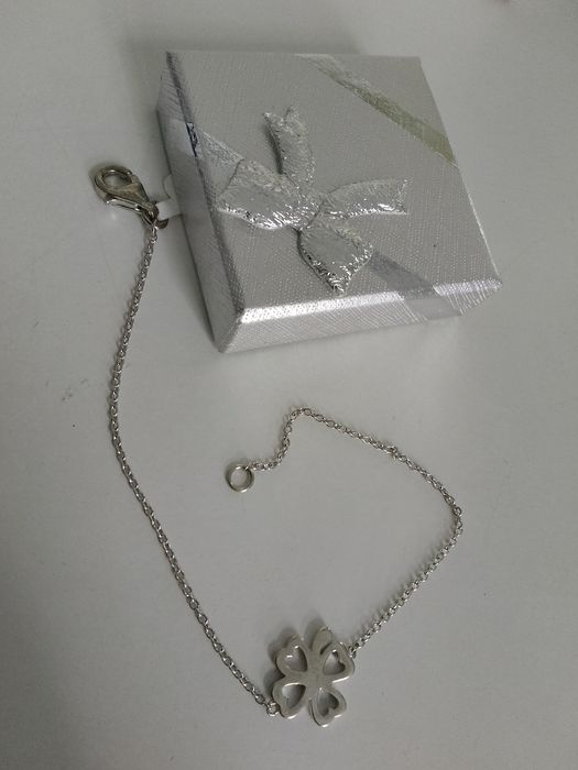 Srebrna bransoletka z koniczyną srebro 925 długość 17 cm   437