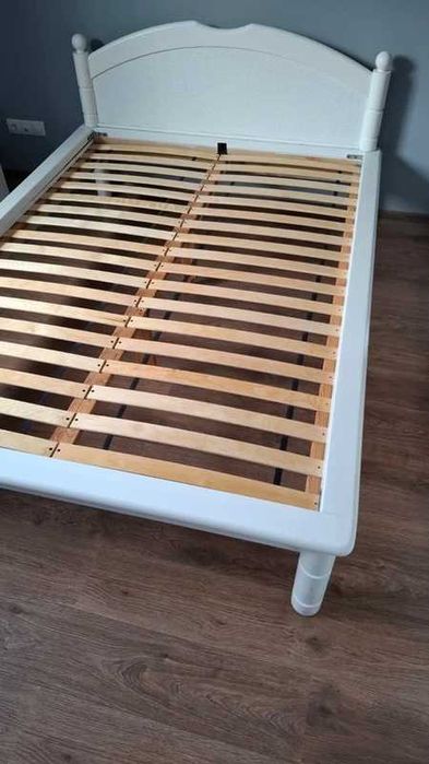 Łóżko małżeńskie 140cm.