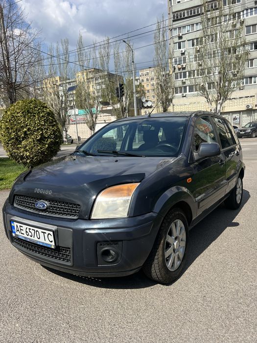 Продам ford fusion 2010