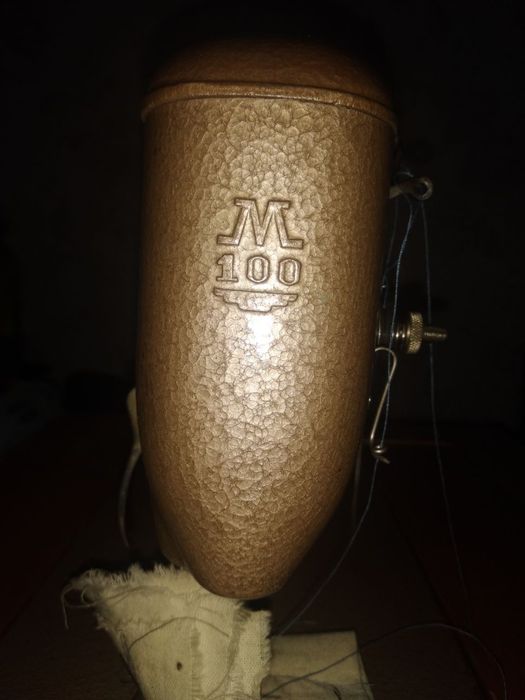 Швейна ножна машинка "Подільськ"