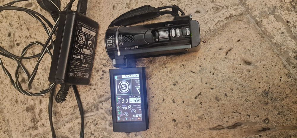 Kamera Sony HDR-PJ200E