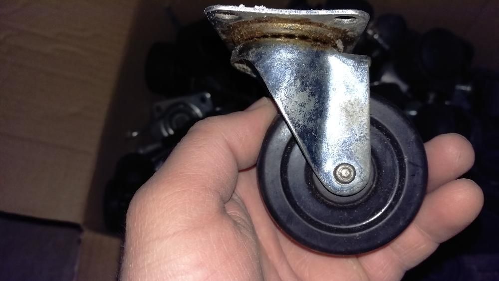 Rodas para várias cadeiras de escritório e outros fins.