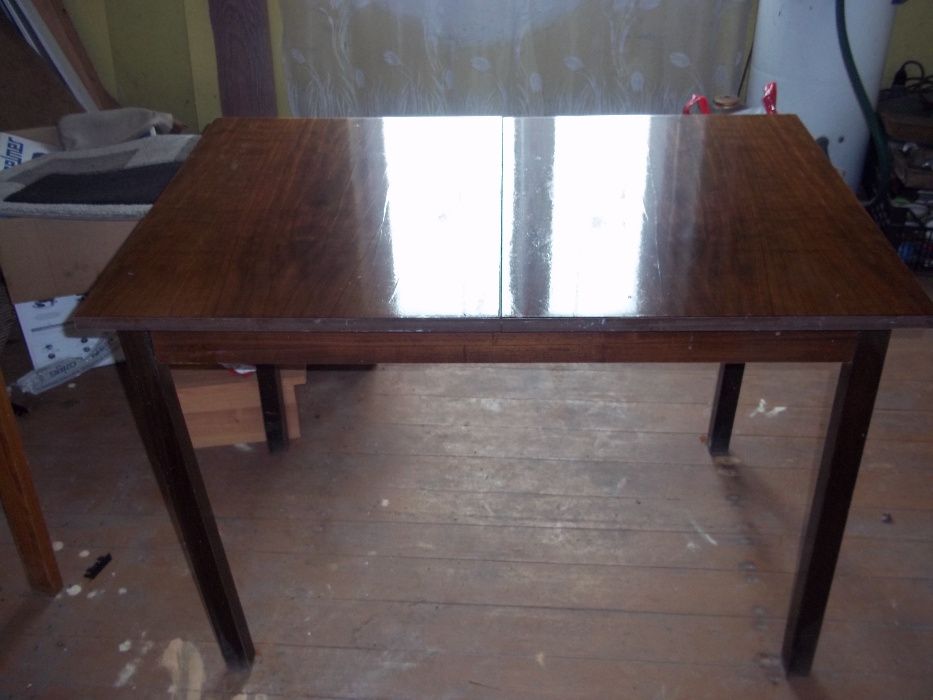 Drewniany Stół Rozkładany