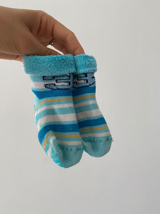 Skarpetki antypoślizgowe nauka chodzenia