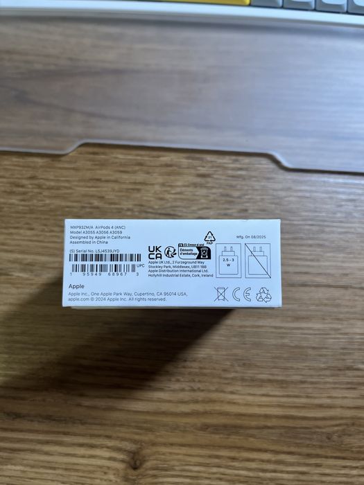 Нові Airpods 4 with Active Noise Cancelletion (open box)