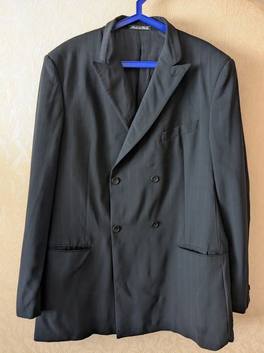 Мужской костюм, пиджак и брюки (Armani, Versace, Bugatti)