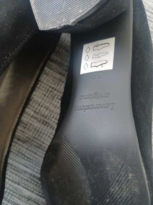 Czółenka damskie na słupku