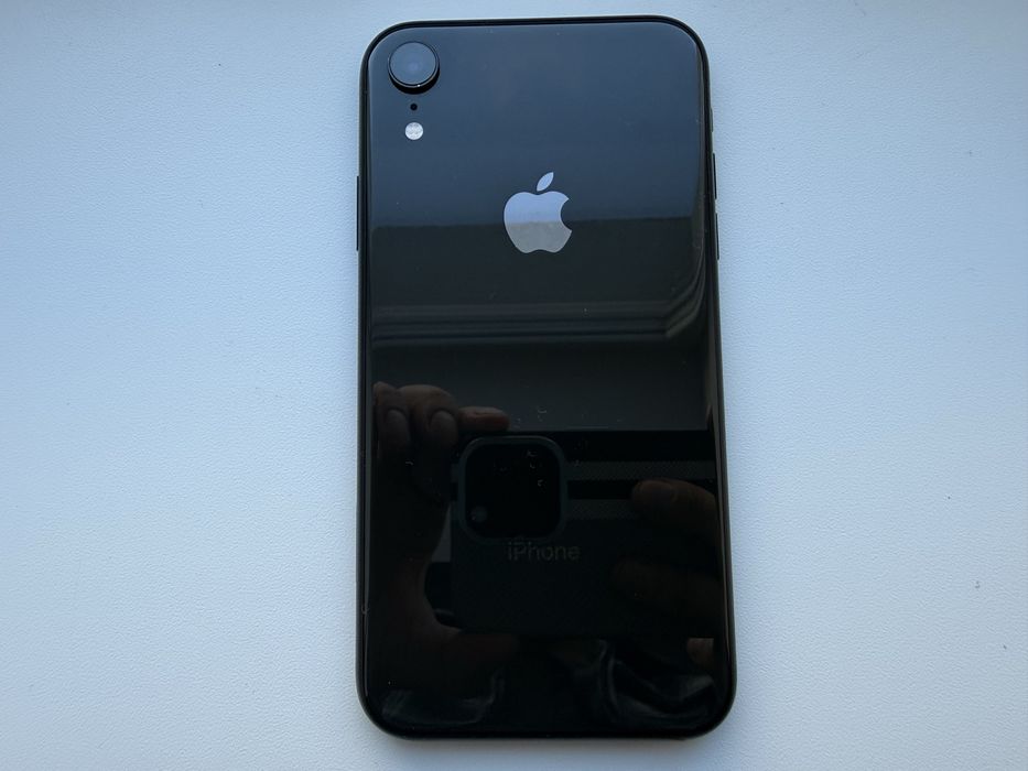 Apple iPhone XR 64gb Black Neverlock 84%