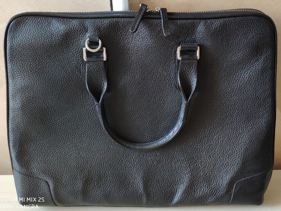 Продам мужской кожаный портфель, деловой, новый