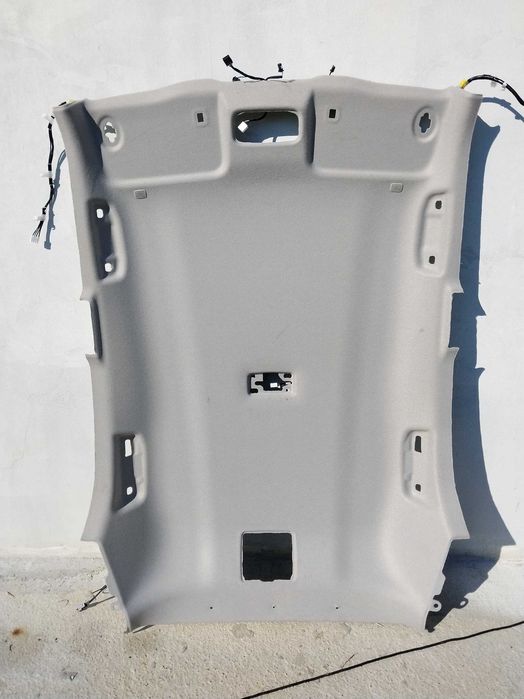 Podsufitka kurtyny Toyota Yaris Cross lift
