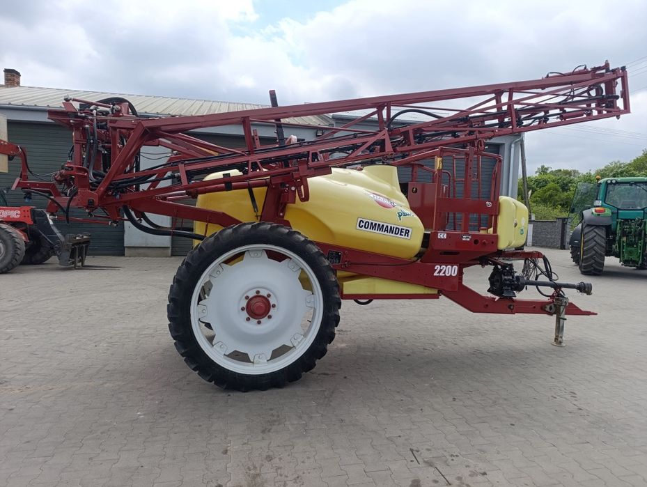 Opryskiwacz Hardi Commander 2200l 21m