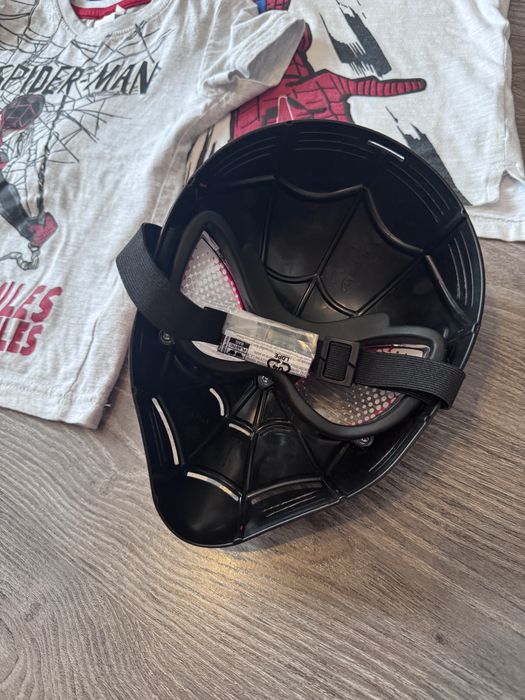 Zestaw ubranek spiderman + maska spiderman + pasek