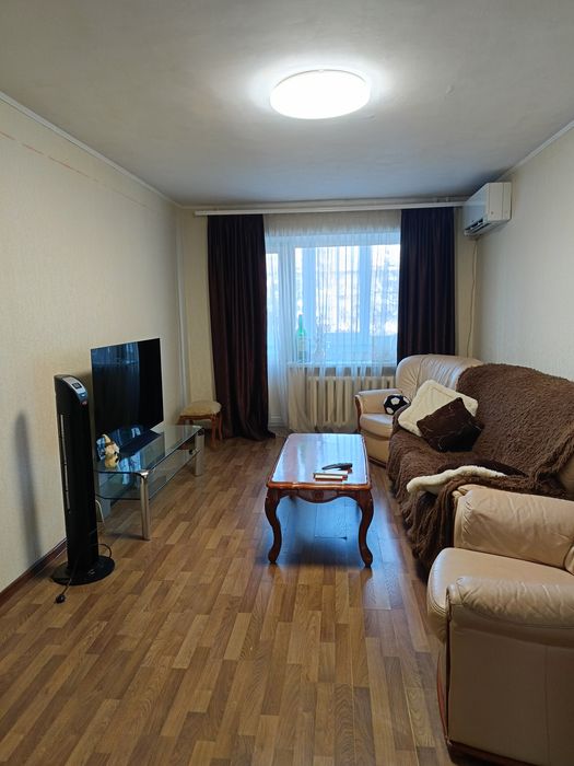 Сдам двухкомнатную квартиру. Проспект Свободы