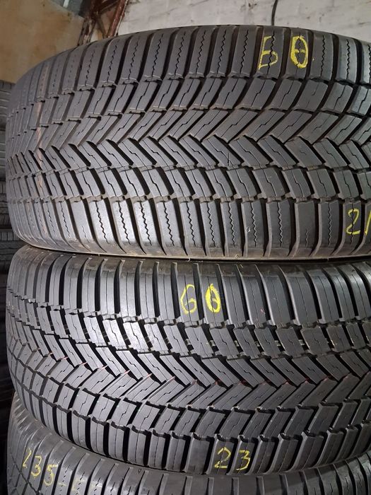 235/55 17 Bridgestone Weather Control 005 шини б/у всесезонні Комплект