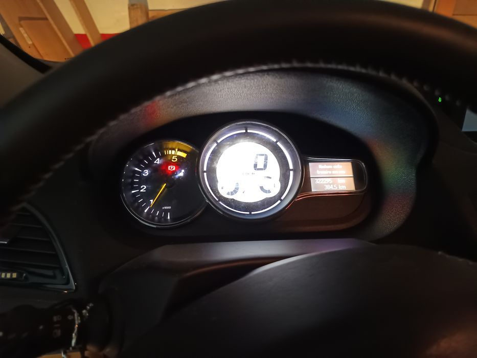 Renault Mégane 1.5 dCi 110 cv Bose Edition — Excelente equipamento