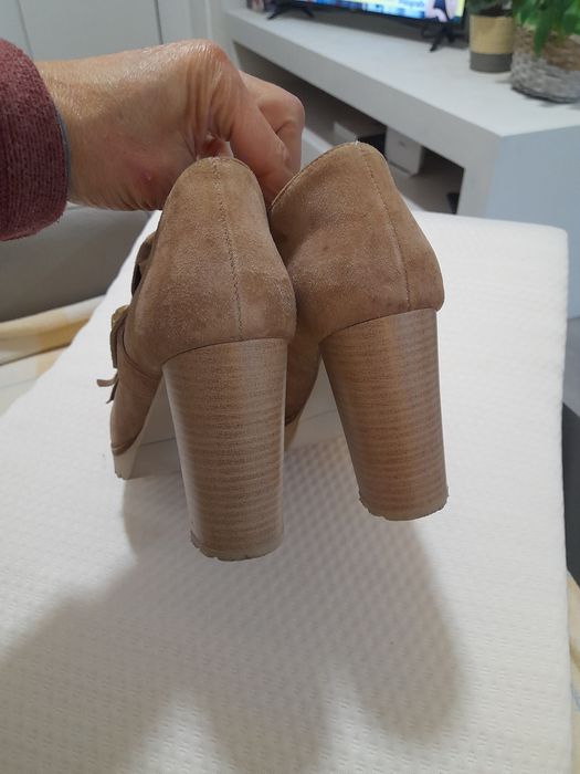 Botins de camurça bejes, tam 38
