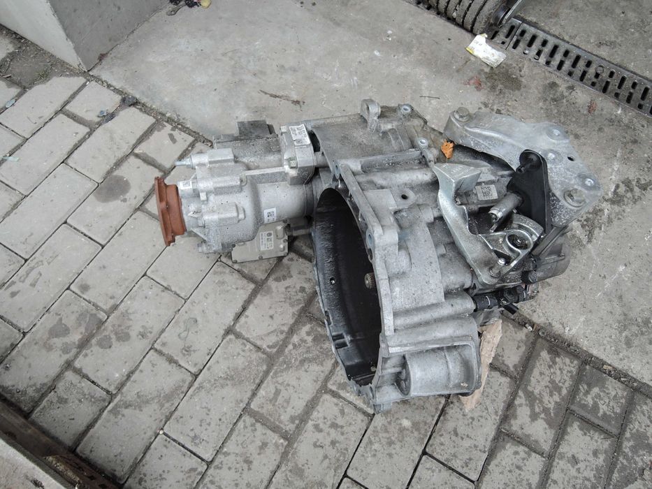 LEON SEAT 3 cupra Skrzynia Biegów  szpera manual reduktor  PNS