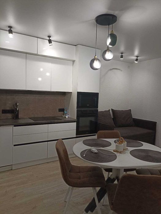 Продажа 2-комнатной квартиры ЖК Вудстория, Винграновского,2