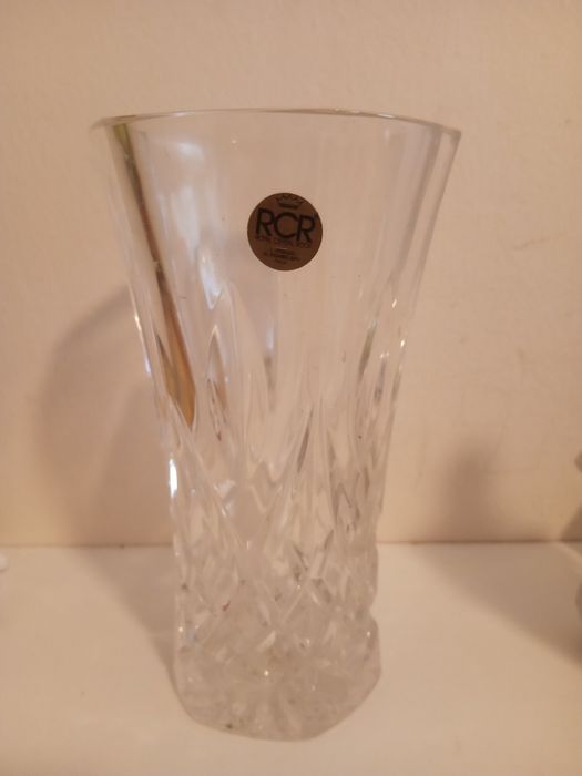 Vaso de cristal lapidado italiana RCR Royal Crystal Rock  AP  24%