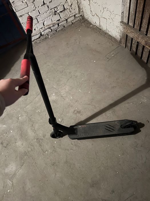 Hulajnoga …………….