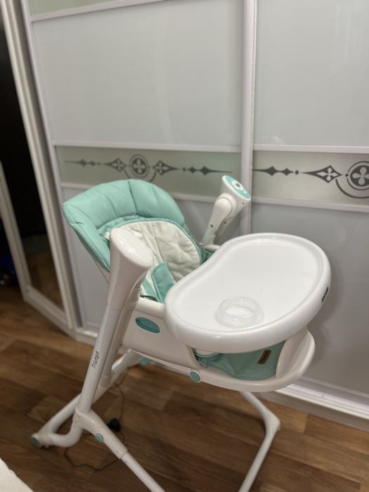 Стільчик-гойдалка Carrello Triumph 2 в 1