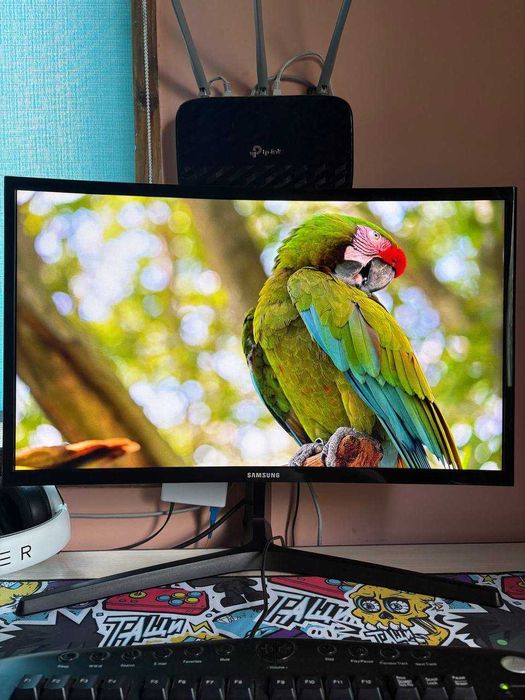 Монітор ігровий 144гц вигнутий 24" SAMSUNG Gaming CRG5