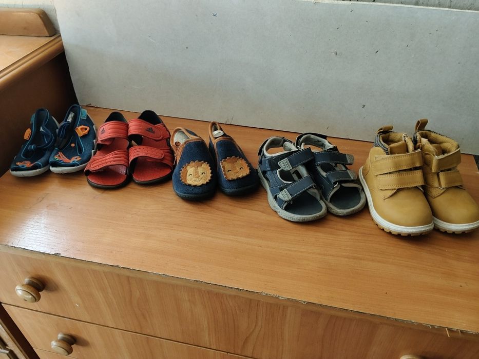 Oddam za darmo buciki chłopięce rozmiar 22