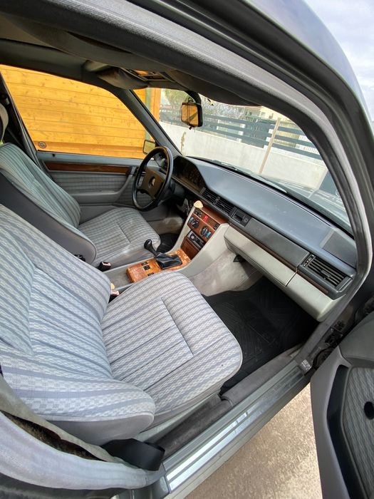 Mercedes s124 2.5d 5cilindros camper