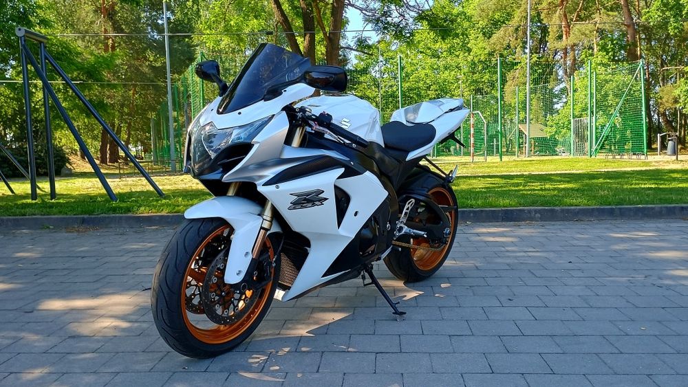 Suzuki Gsx-R  1000 k9  biała 26 tys