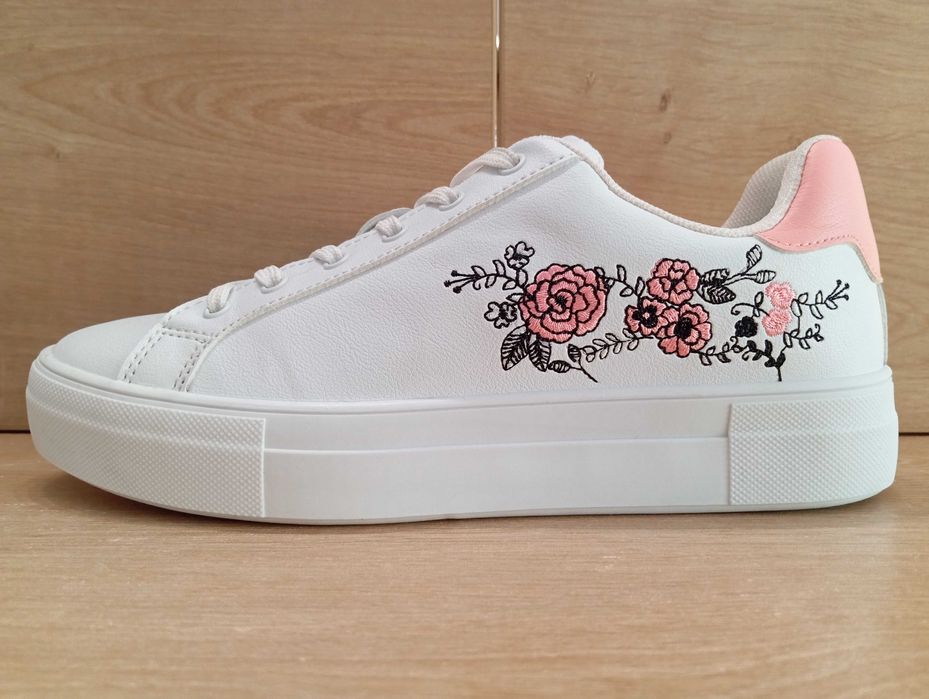 Graceland  Damskie Sneakersy z kwiatami biało-różowe Rozm 38 /24cm