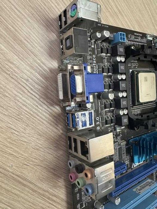 Материнська плата Asus M5A78L-M/USB3 (sAM3+ Процесора FX 6300
