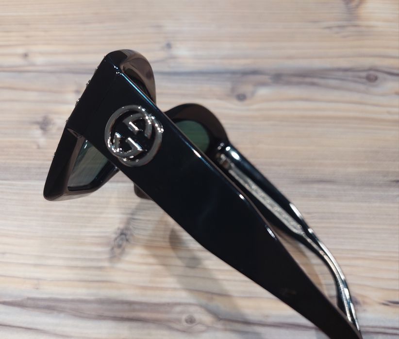 Ефектні сонцезахисні ркуляри з зірковим дізайном  Gucci GG3870/S ( Оригінал, Італія)