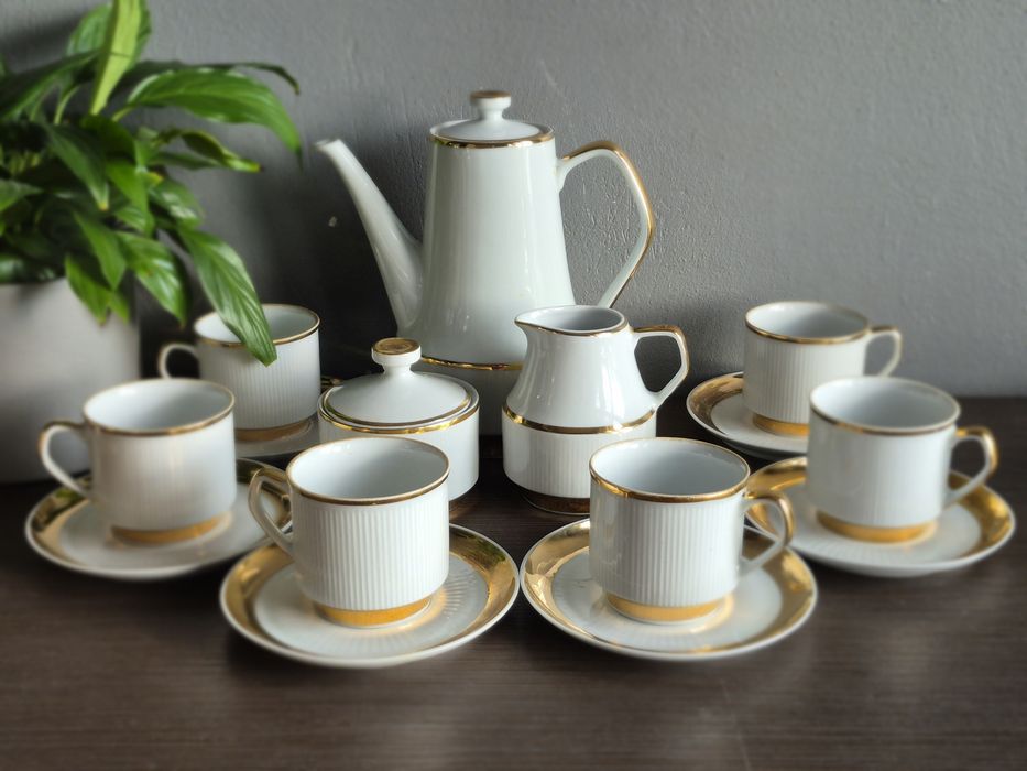 Serwis kawowy porcelana Chodzież Roman kompletny złoty pasek 6 osób