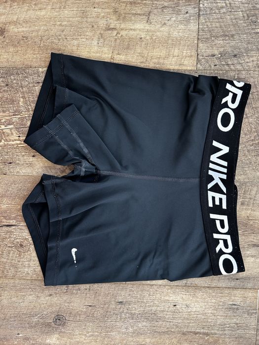 Spodenki Nike Pro S szorty Nike Pro