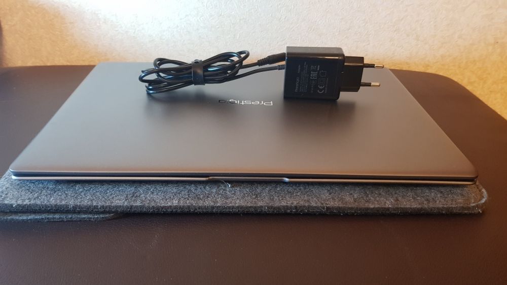 Ноутбук Prestigio SmartBook 141 С7